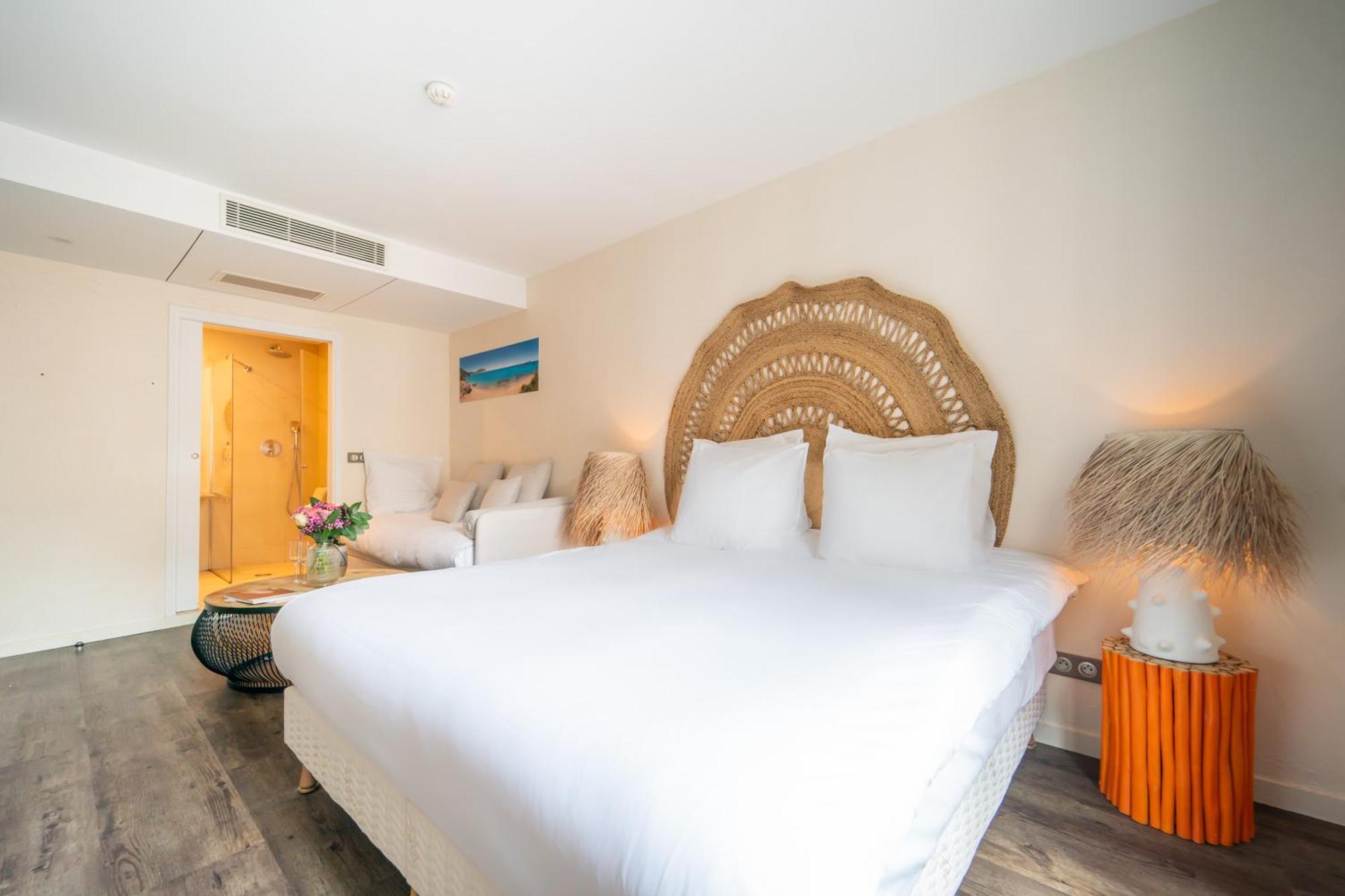 La Finca Hotel & Spa Париж Екстериор снимка